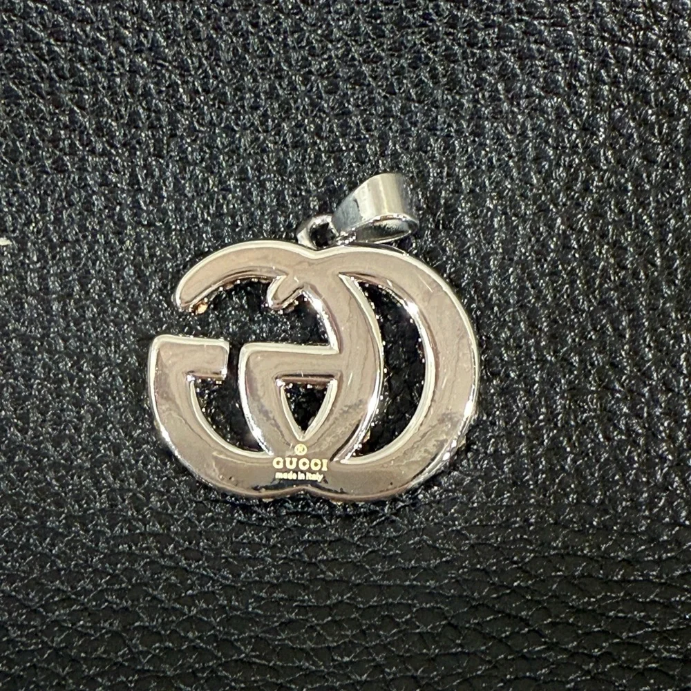 Elegant Silver Colored Gucci Zipper Pull with Crystals - Picture 2 of 4